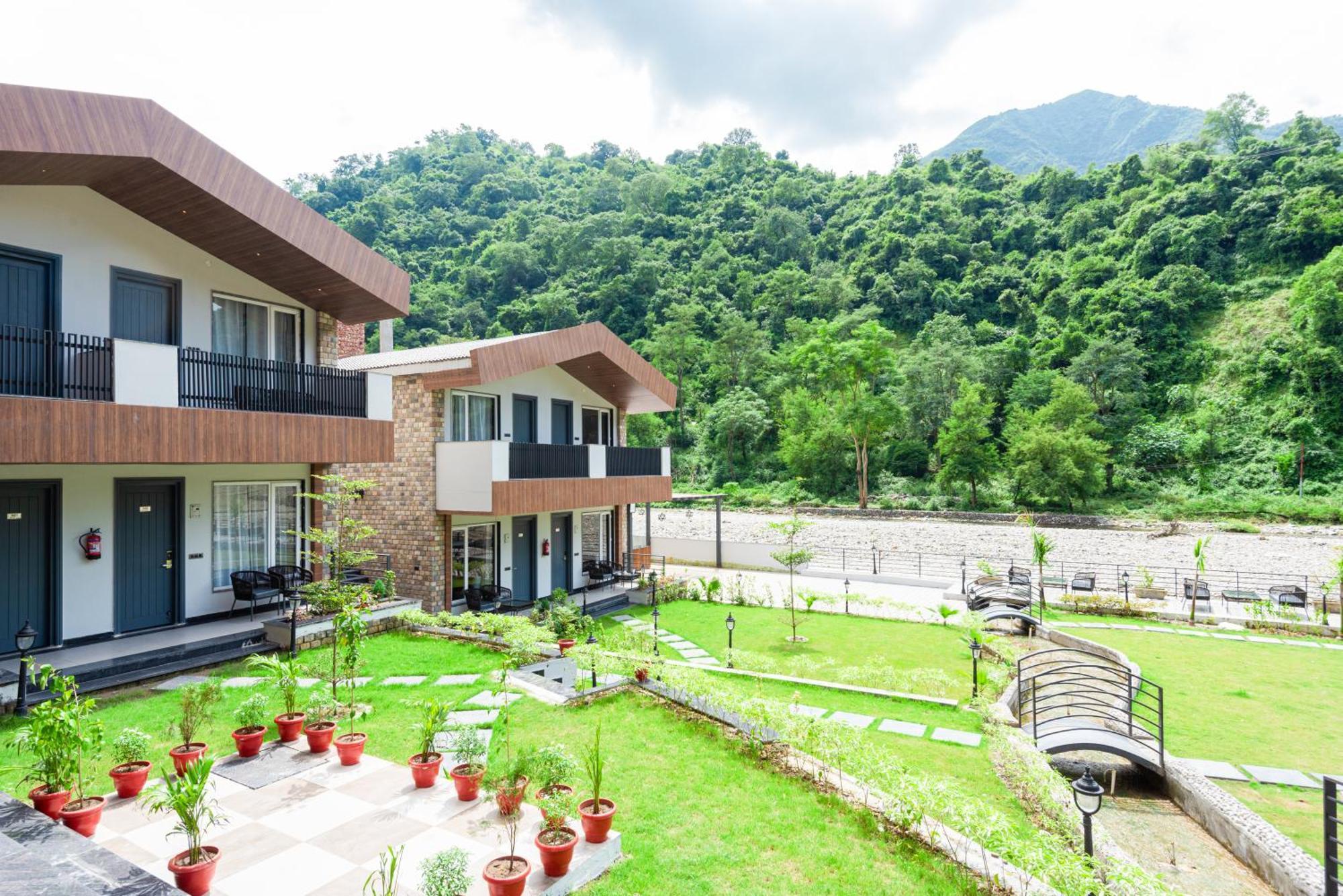 Dls Divine River Resort And Spa, רישיקש מראה חיצוני תמונה