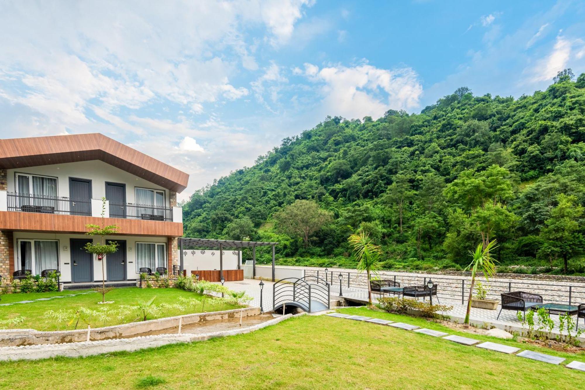 Dls Divine River Resort And Spa, רישיקש מראה חיצוני תמונה