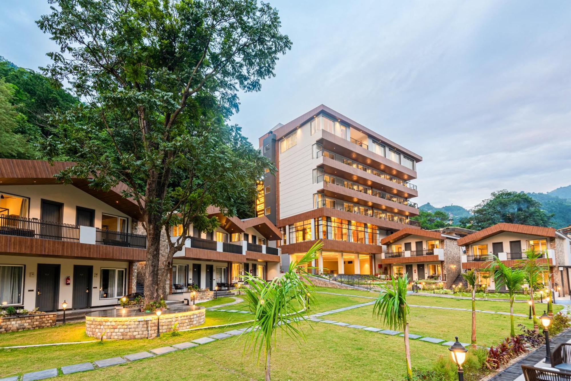 Dls Divine River Resort And Spa, רישיקש מראה חיצוני תמונה