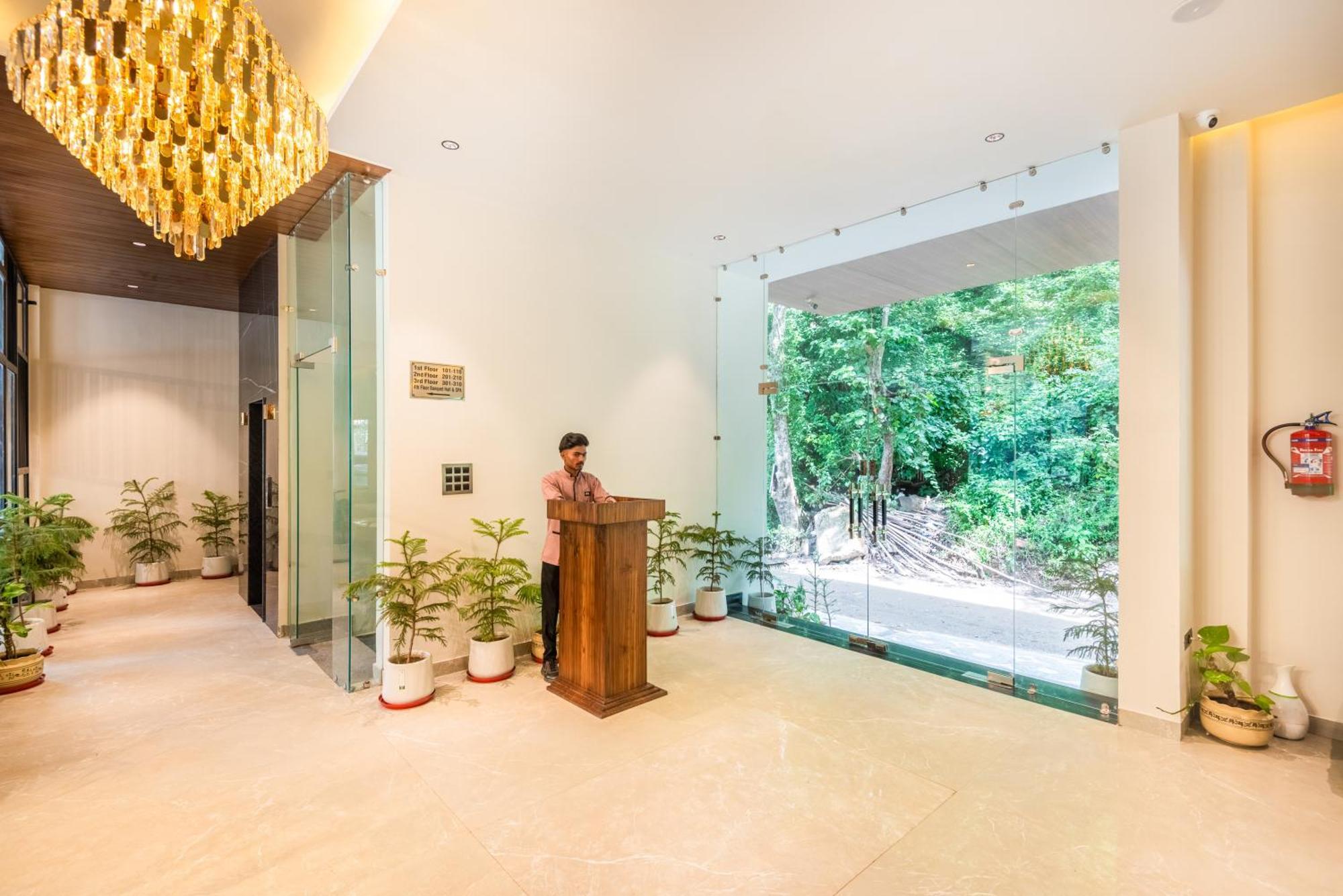 Dls Divine River Resort And Spa, רישיקש מראה חיצוני תמונה